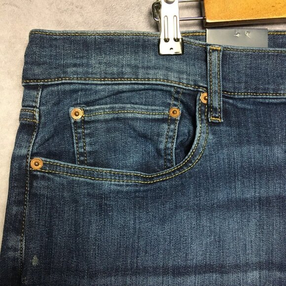 Lucky Brand Mens 221 Straight Fit Blue Jeans size 40x32 - Picture 10 of 14